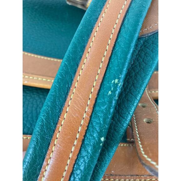 DOONEY & BOURKE MEDIUM GREEN LEATHER VINTAGE CROSSBODY BAG - Picture 15 of 16